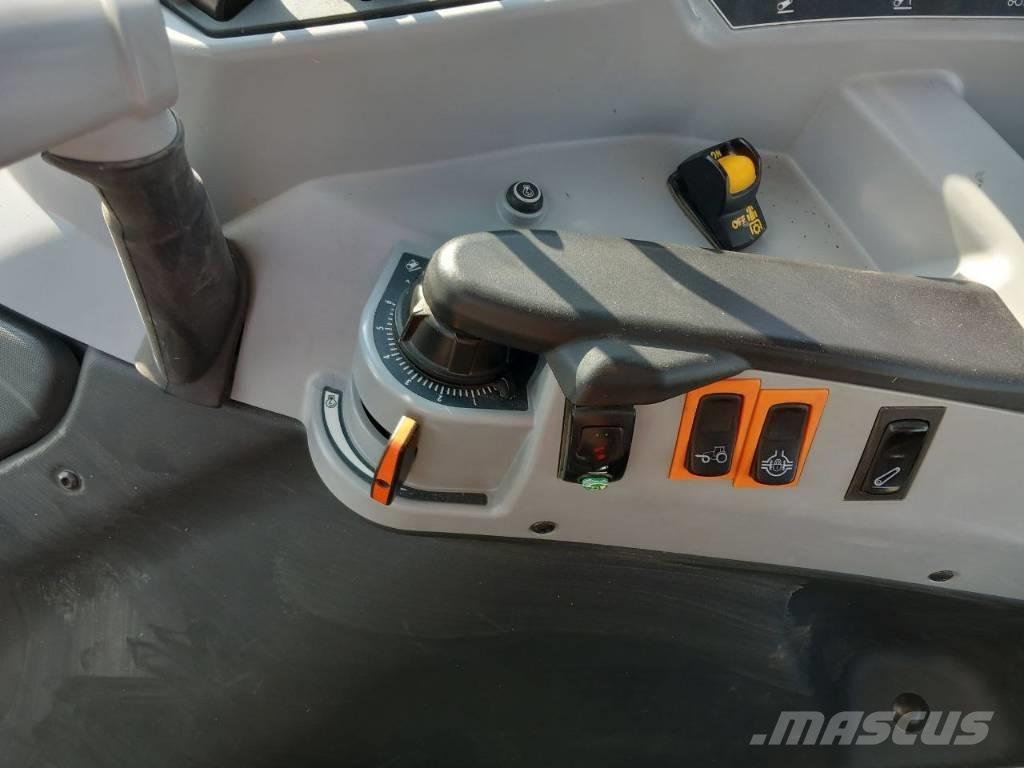 Valtra A 104 Трактора