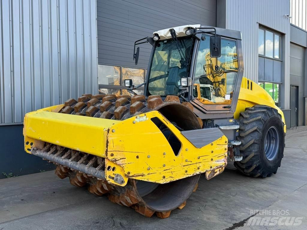 Hamm H13i P Грунтовые катки