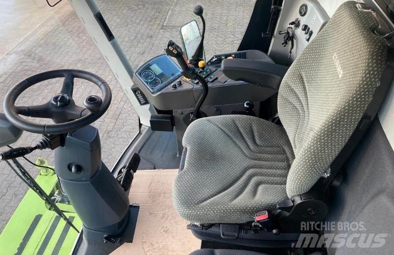 CLAAS AVERO 240 Зерноуборочные комбайны
