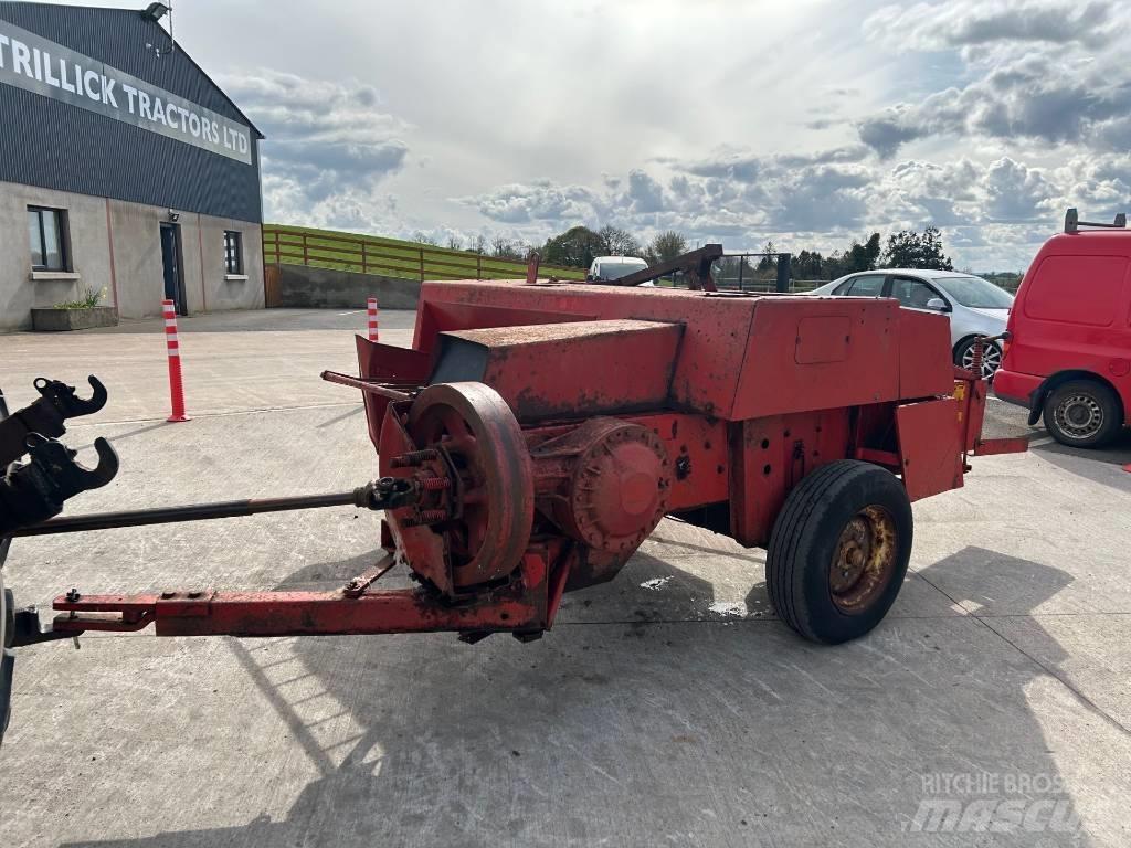 Massey Ferguson 120 Тюковые пресс-подборщики