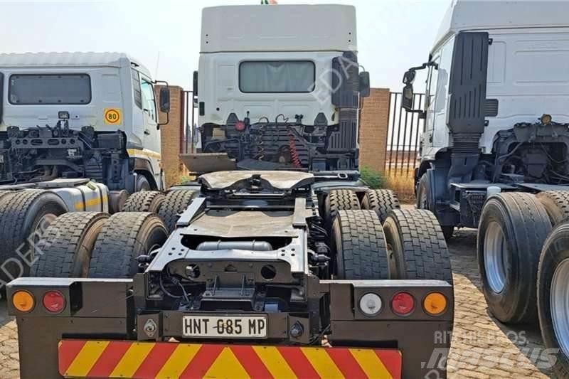 Hino 700 Специальные грузовики