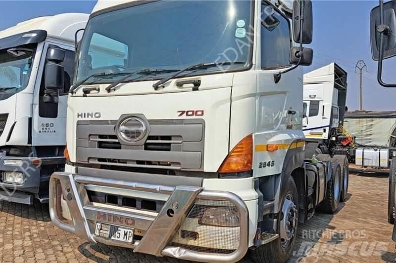 Hino 700 Специальные грузовики
