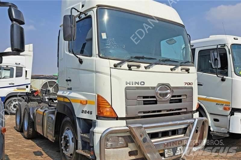 Hino 700 Специальные грузовики