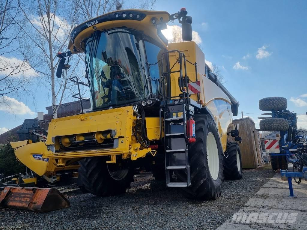 New Holland CX 8.70 Зерноуборочные комбайны