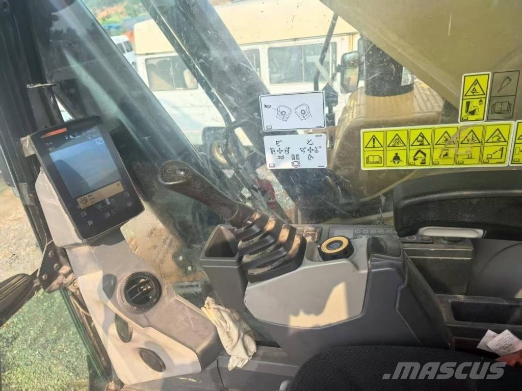 CAT 352 Гусеничные экскаваторы