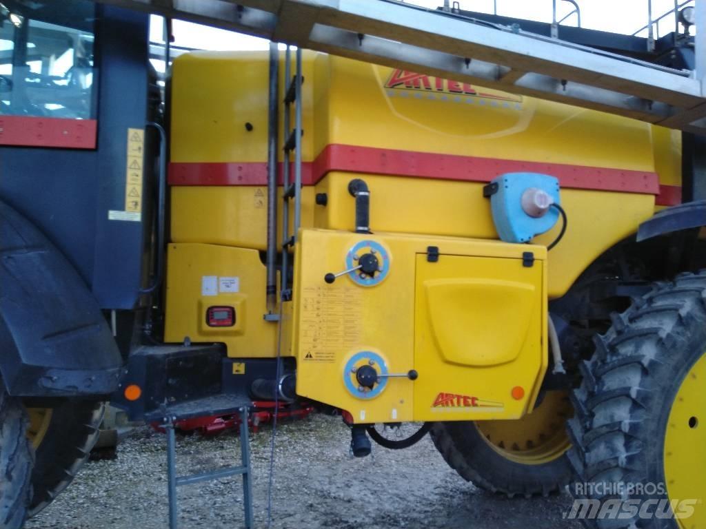 Artec F40 Самоходные опрыскиватели