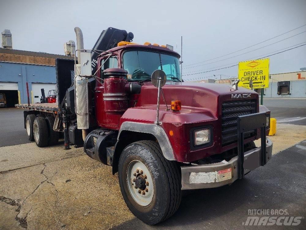Mack RD 690 S Автомобильные краны