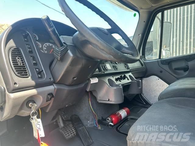 Freightliner M2 Грузовые эвакуаторы