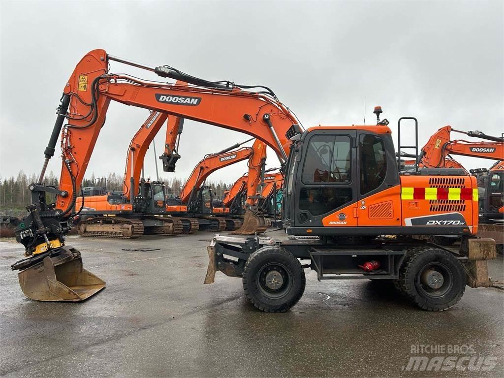 Doosan DX170W-5 Гусеничные экскаваторы