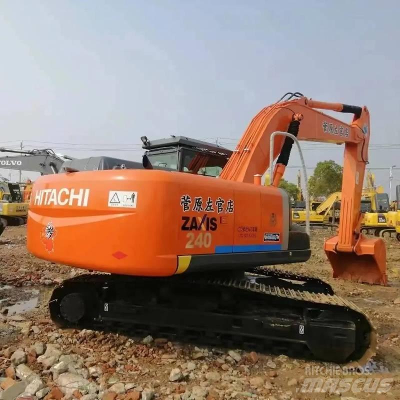 Hitachi ZX 240 Гусеничные экскаваторы