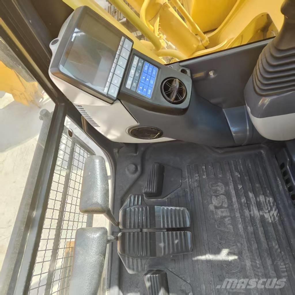 Komatsu PC 220-8 Гусеничные экскаваторы