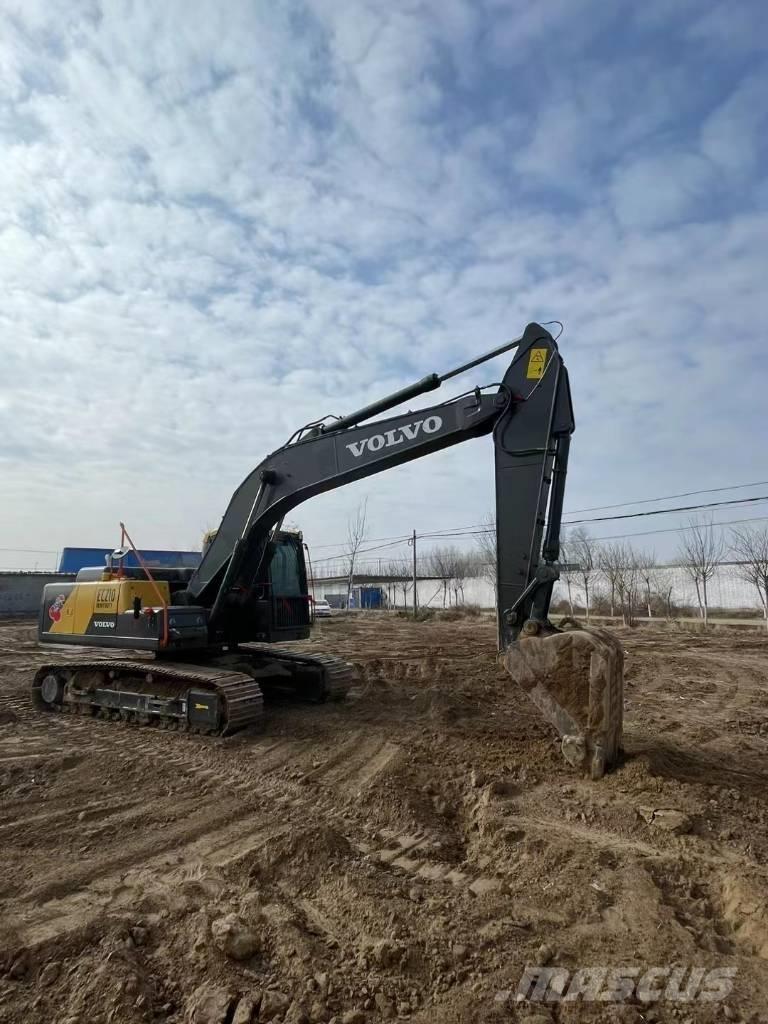 Volvo EC210D Гусеничные экскаваторы