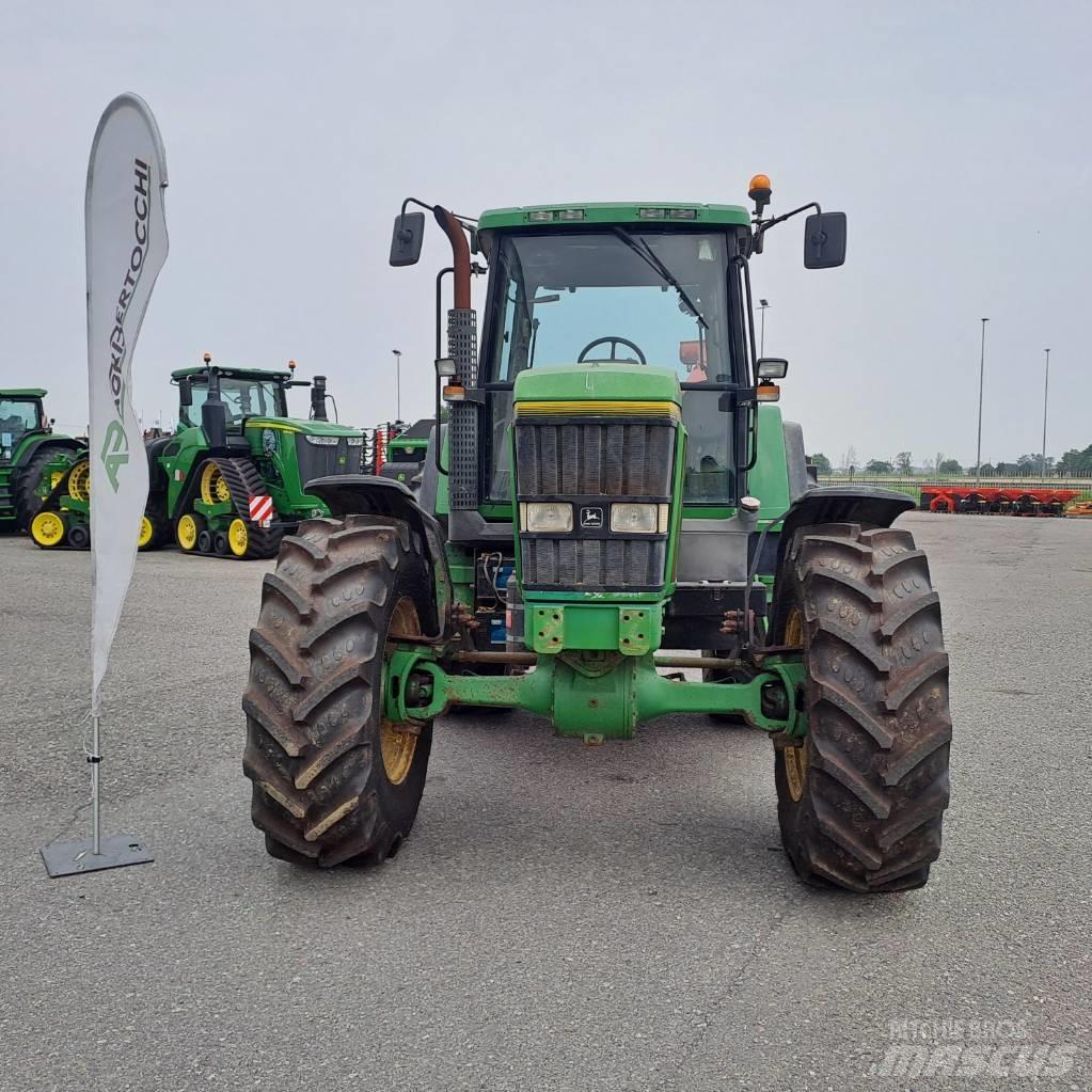 John Deere 7700 Трактора