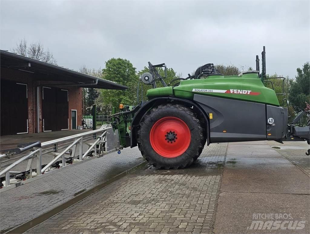 Fendt Rogator 355 Прицепные опрыскиватели