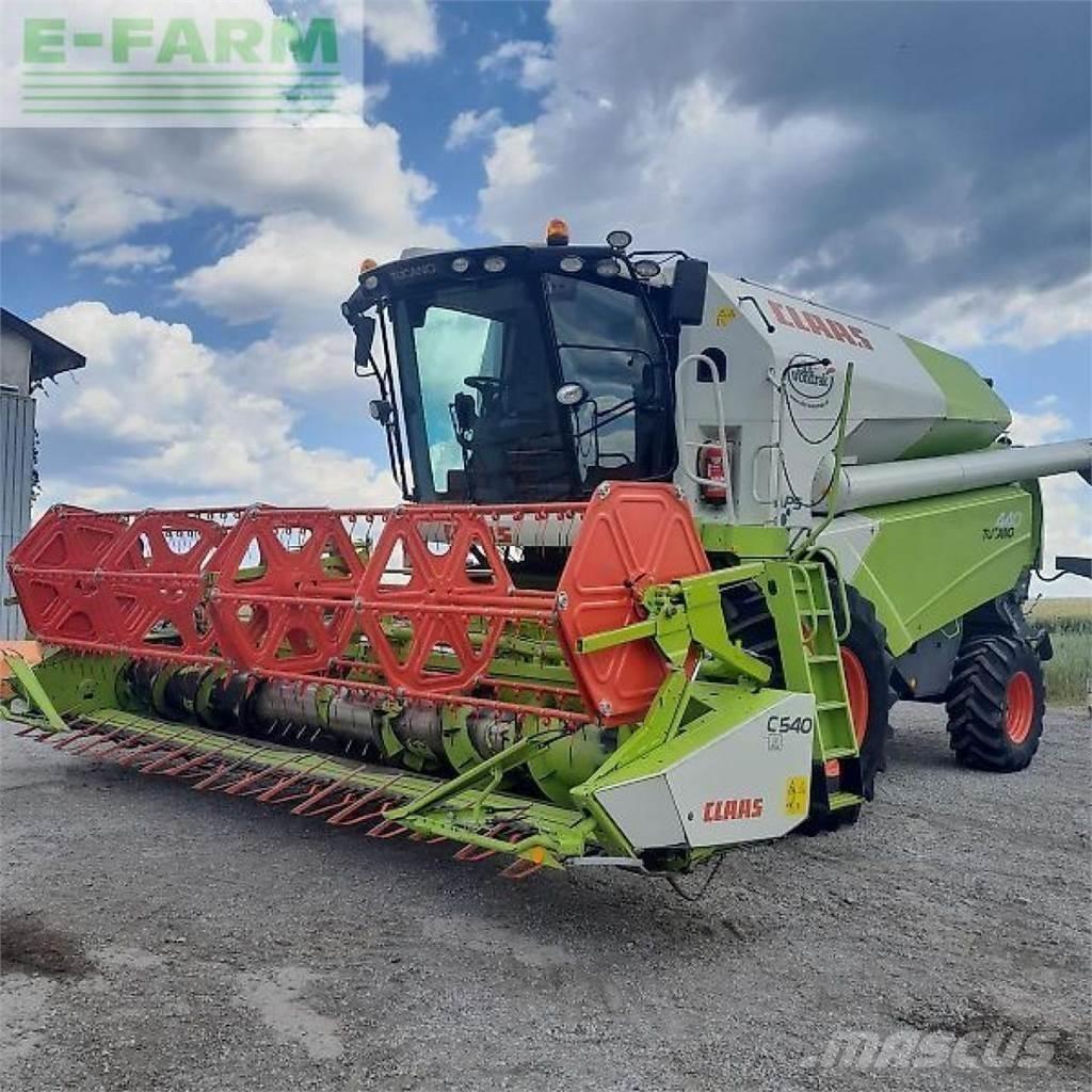 CLAAS tucano 440 Зерноуборочные комбайны