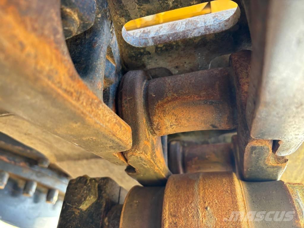 CAT 323 Гусеничные экскаваторы