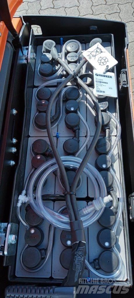 Toyota LPE 250 Ручные электрические тележки