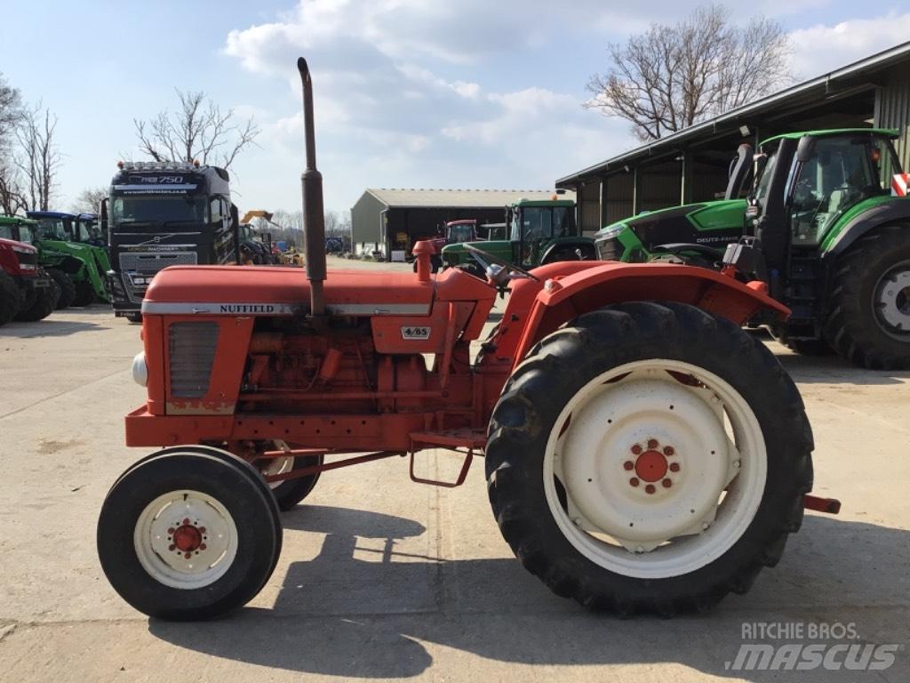 Nuffield 4/65 Трактора