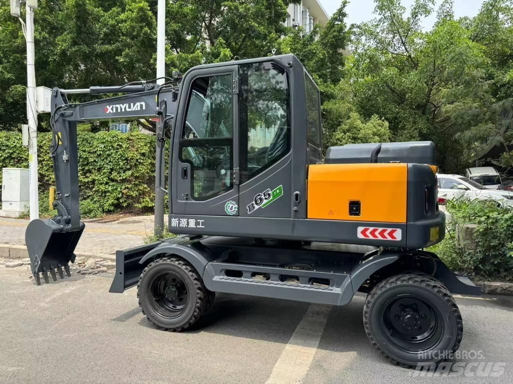 Xinyuan Xinyuan B65 Колёсные экскаваторы