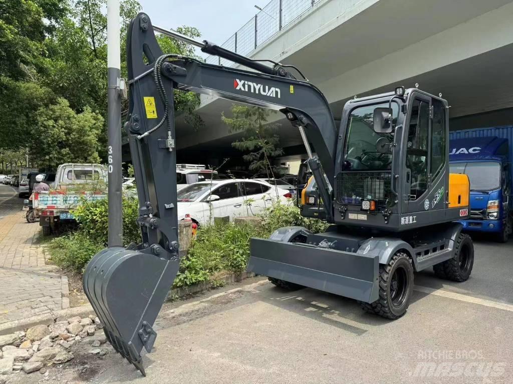 Xinyuan Xinyuan B65 Колёсные экскаваторы