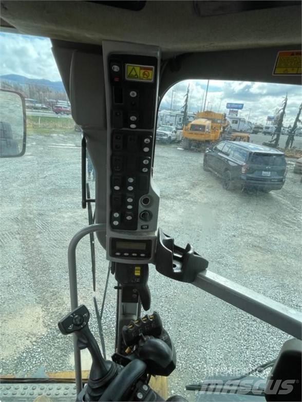 CAT 160M Грейдеры