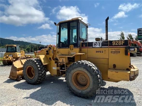 CAT 928F Фронтальные погрузчики