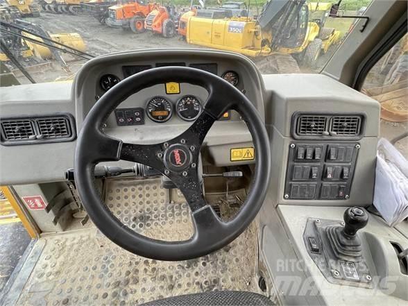 Moxy MT41 Шарнирно-сочленённые самосвалы
