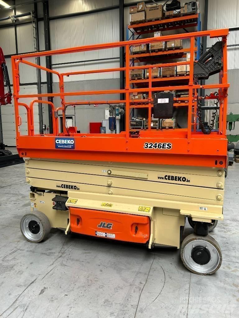 JLG 3246ES Ножничные подъемники