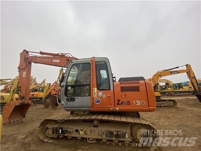 Hitachi ZX130 Гусеничные экскаваторы