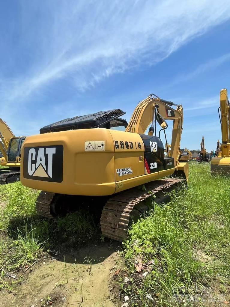 CAT 320d Гусеничные экскаваторы