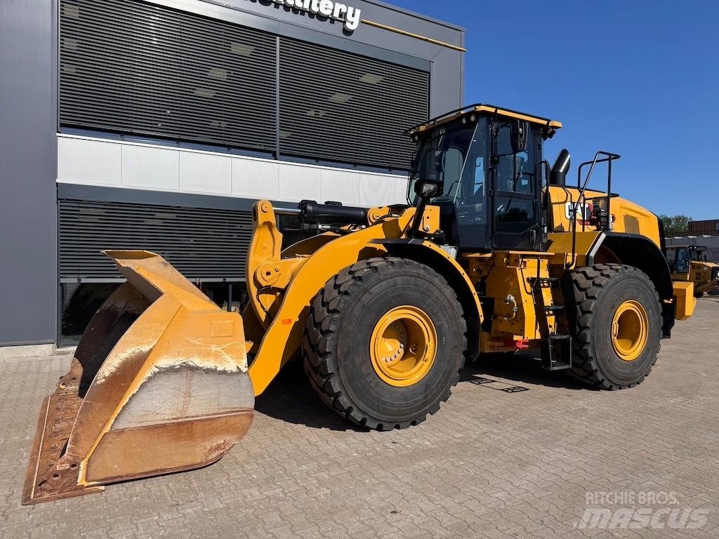 CAT 966 Фронтальные погрузчики
