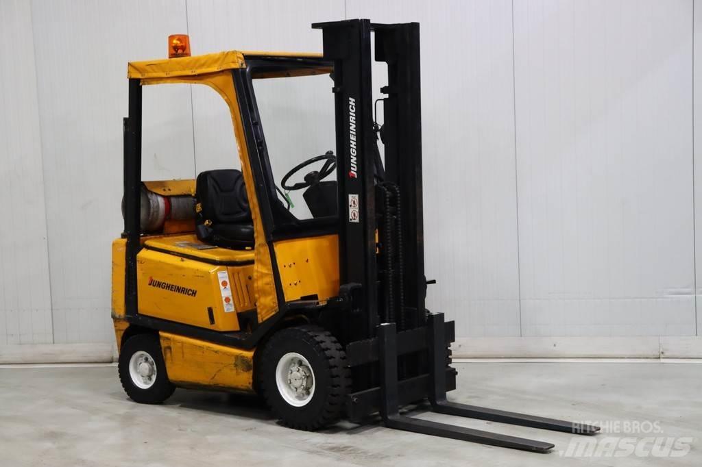 Jungheinrich TFG15 Газовые погрузчики