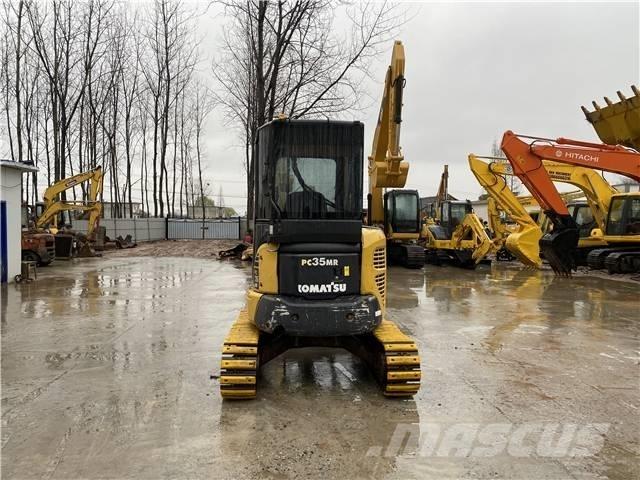 Komatsu PC35MR-2 Гусеничные экскаваторы