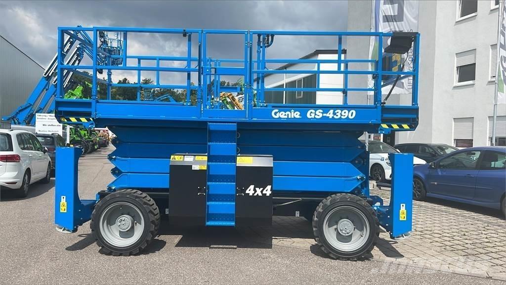 Genie GS-4390RT Ножничные подъемники