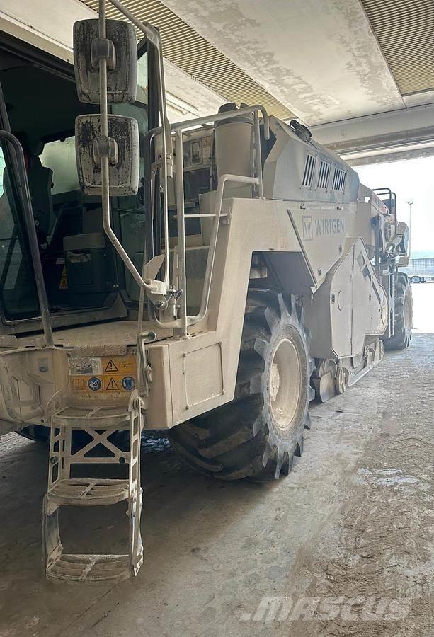 Wirtgen WR250i Ресайклеры