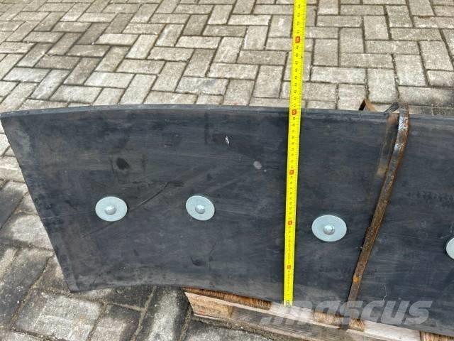  Rubberschuif 1,67 M Снежные отвалы и плуги