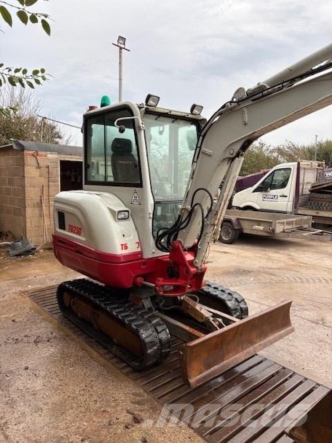 Takeuchi TB 230 Мини-экскаваторы