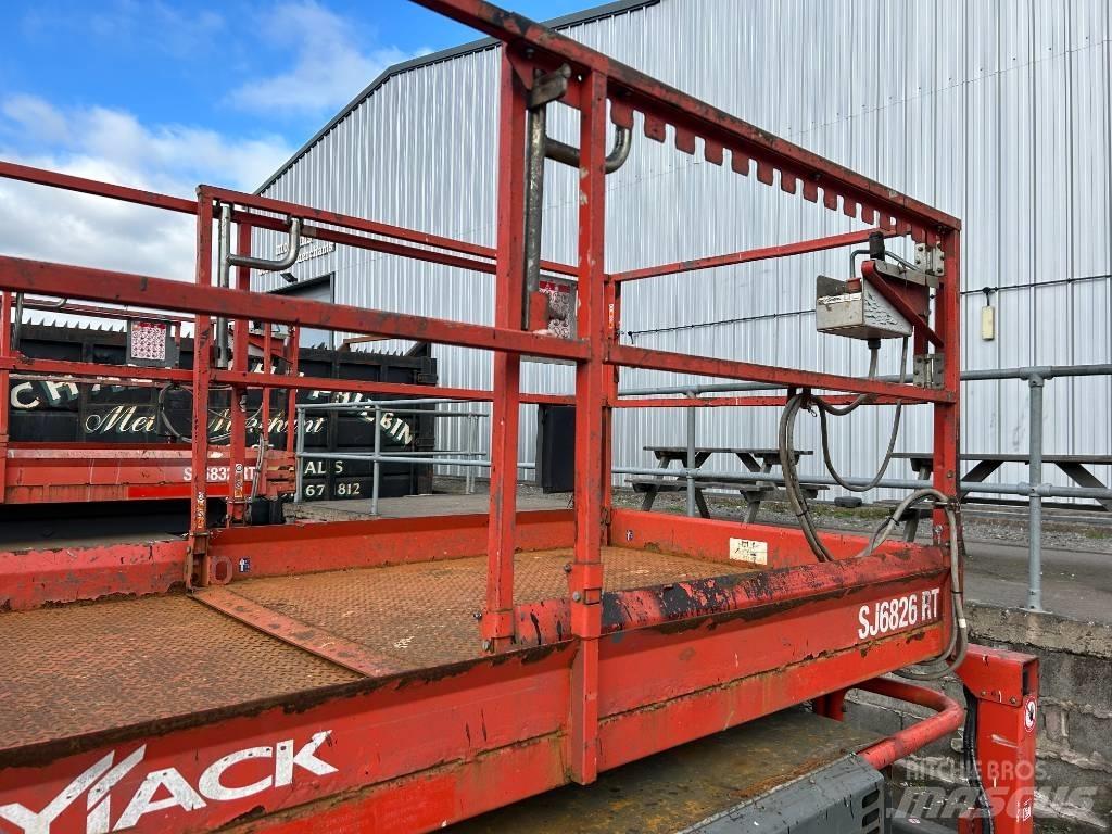 SkyJack SJ 6826 RT Ножничные подъемники