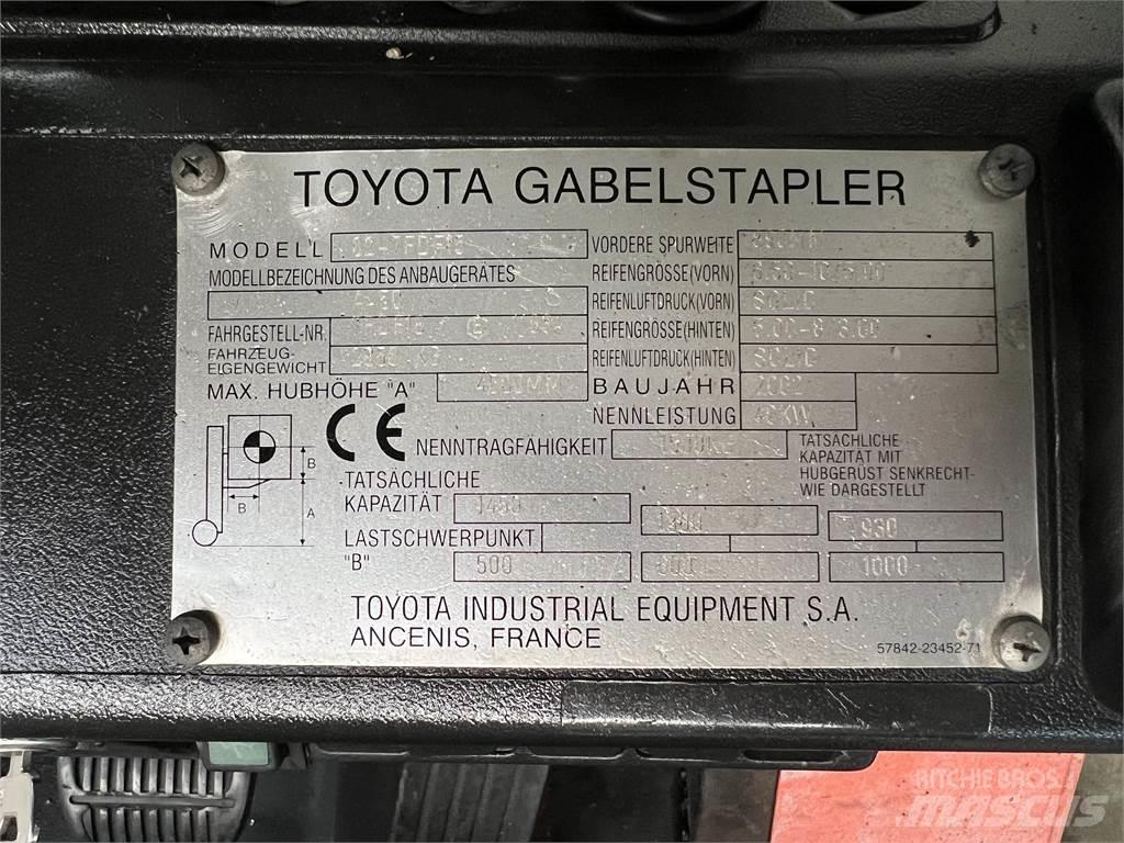 Toyota 02-7FDF15 Дизельные погрузчики