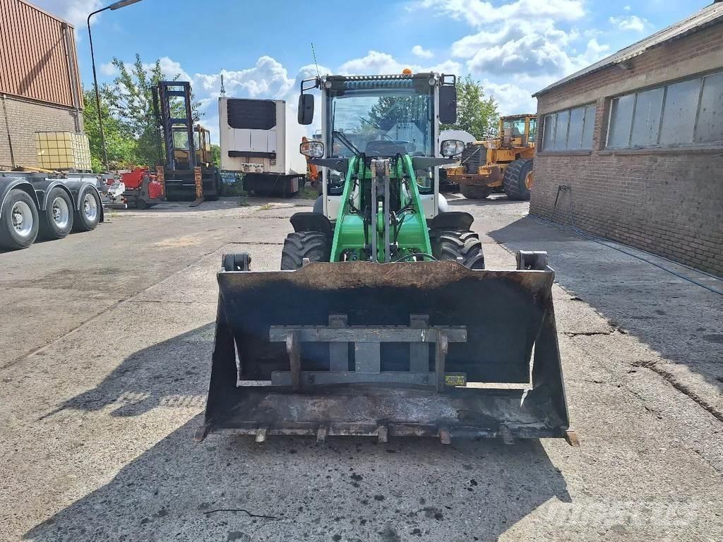 Liebherr L506C Малые погрузчики