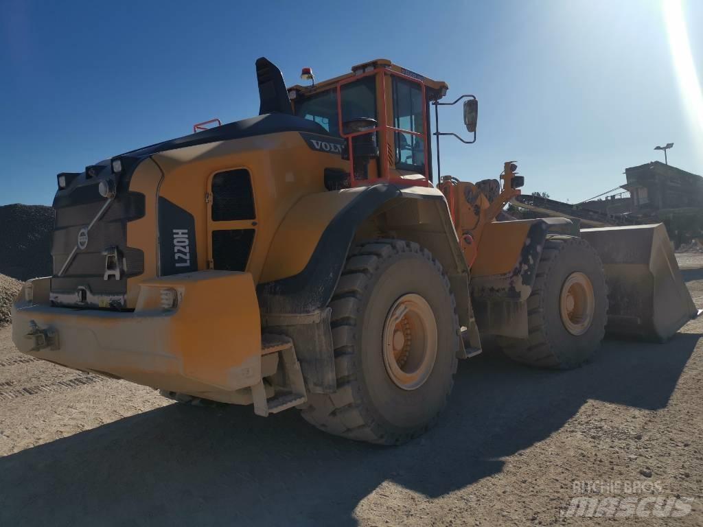 Volvo L220H, UTHYRES Фронтальные погрузчики