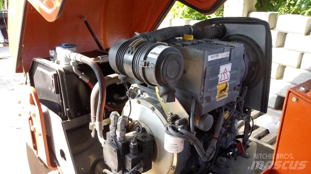 Atlas AW240 Катки тротуарные