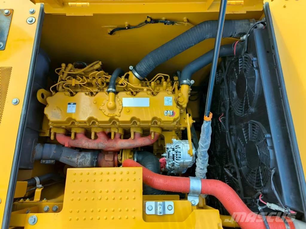 CAT 330GC Гусеничные экскаваторы