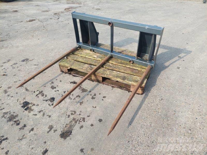 Quicke balenprikker Навесные фронтальные погрузчики