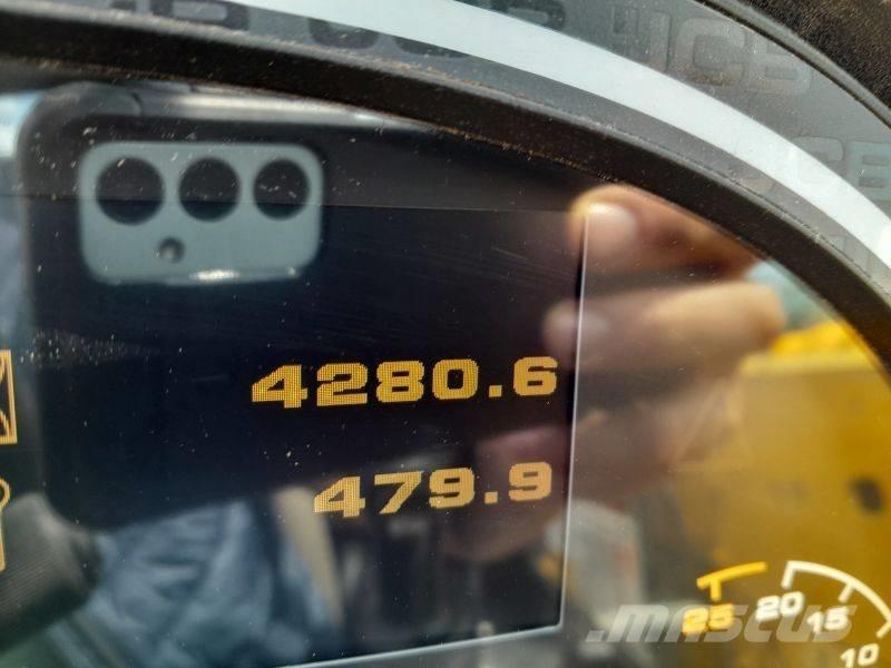 JCB 525-60 Телескопические погрузчики