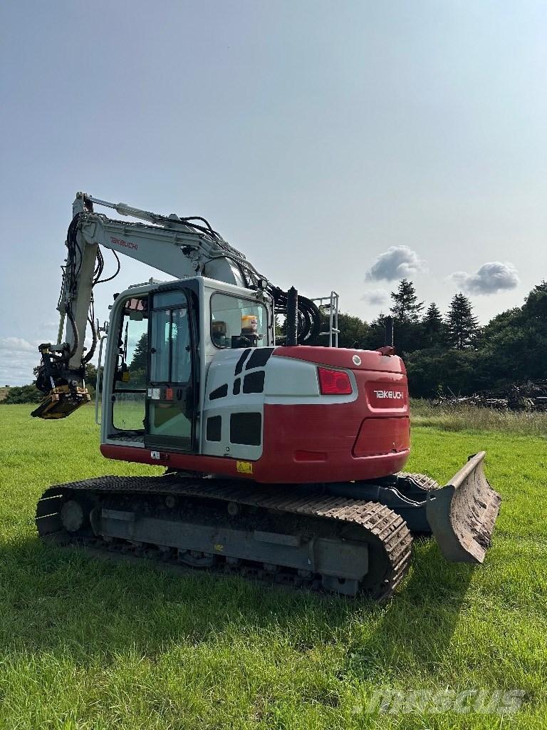 Takeuchi TB 2150 R Гусеничные экскаваторы