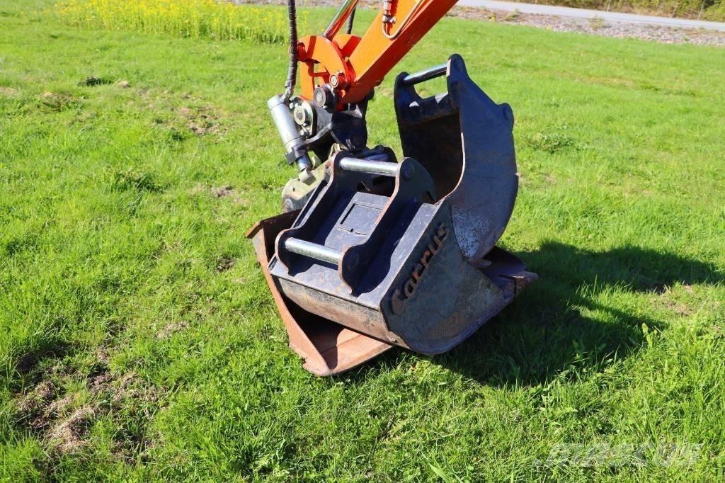 Kubota U10-3 Мини-экскаваторы