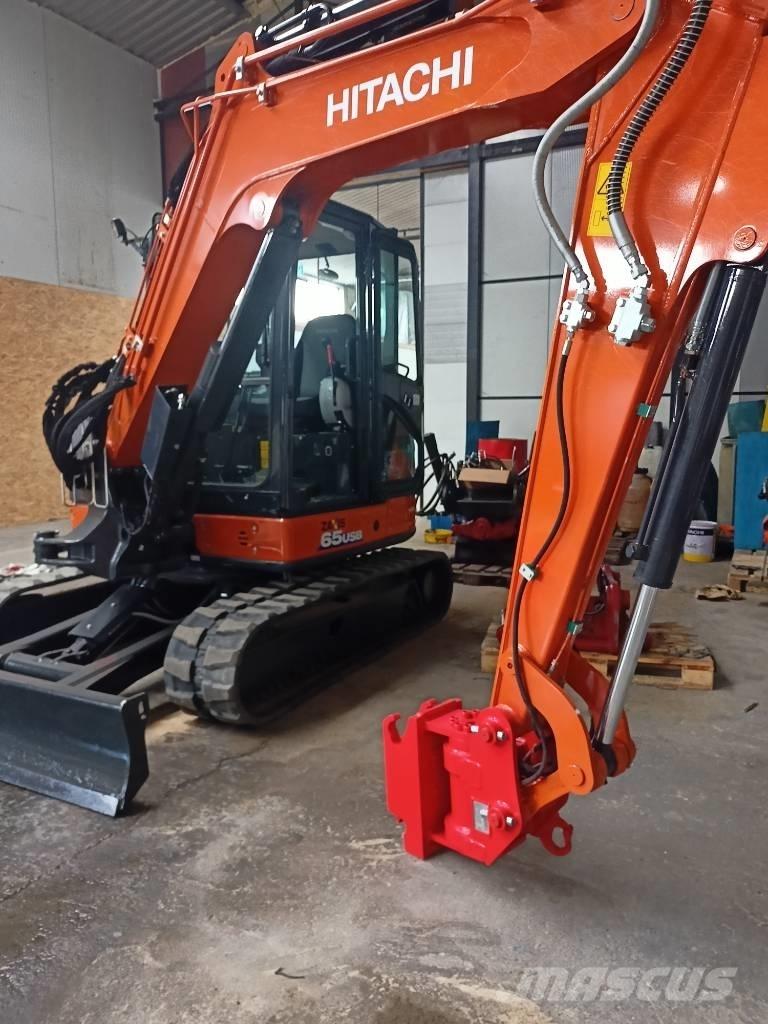 Hitachi ZX65 Гусеничные экскаваторы