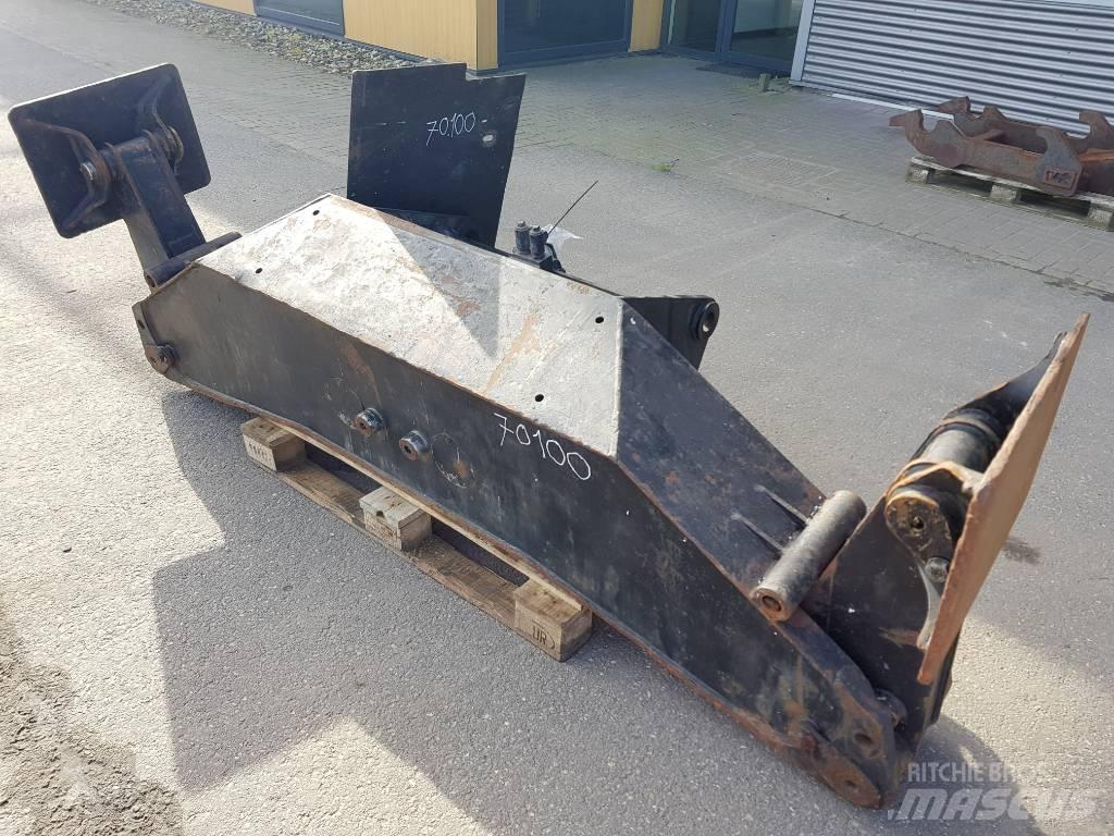 CAT M315C Outriggers Ходовая часть и подвеска