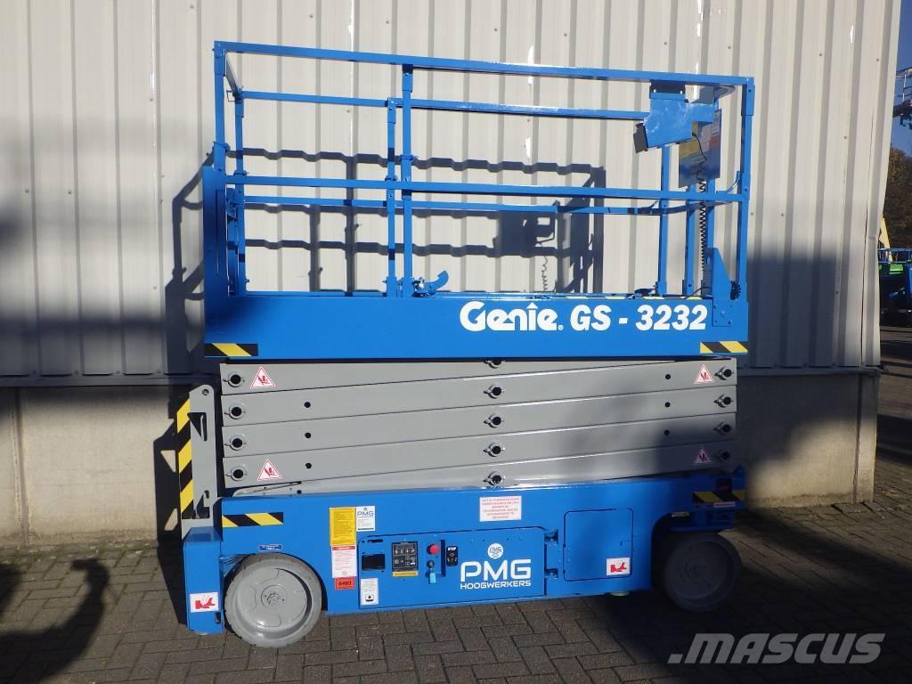 Genie GS3232 Ножничные подъемники